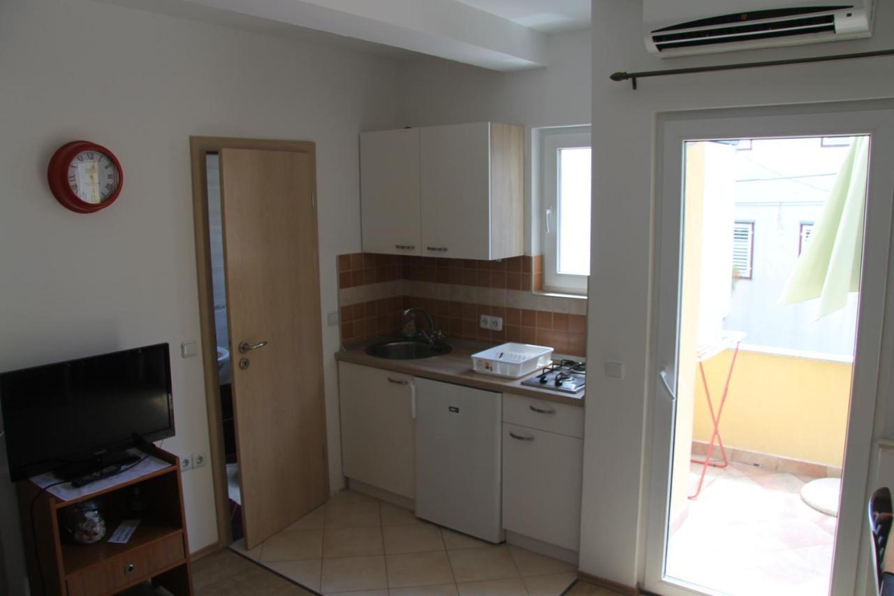 Apartment Antic Zaton  Экстерьер фото